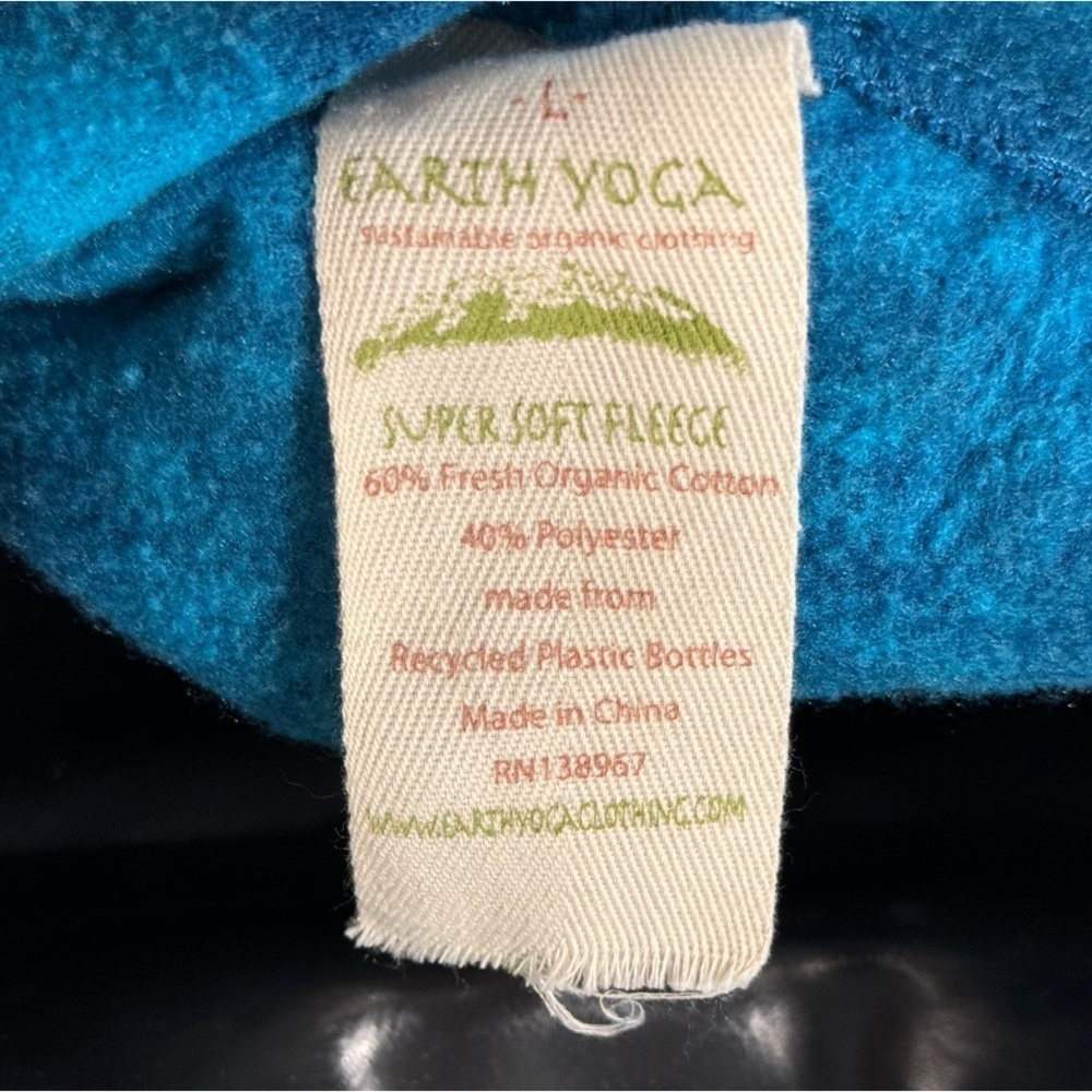 Earth Yoga Super Soft Hoodie Size L - Picture 4 of 4